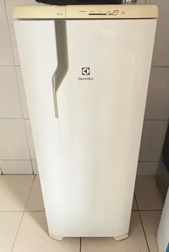Refrigerador Duplex Electrolux Frost Free DFW35