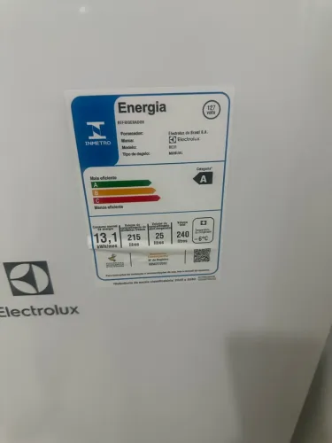 Geladeira Electrolux Duplex Frost Free seminova com NF
